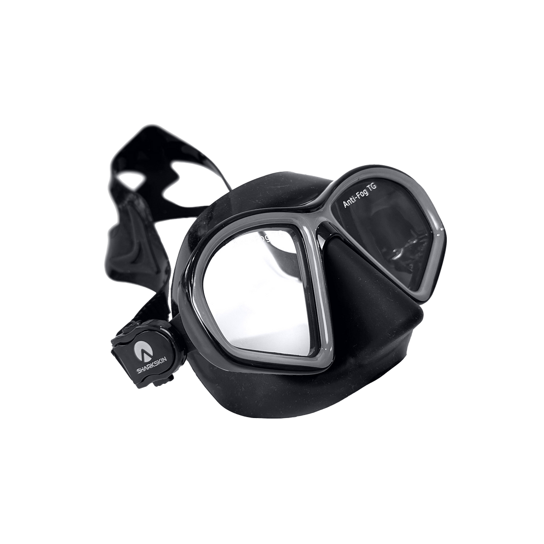 SHARKSKIN SEACLEAR DUAL LENS MASK WITH UV ANTI FOG COATING